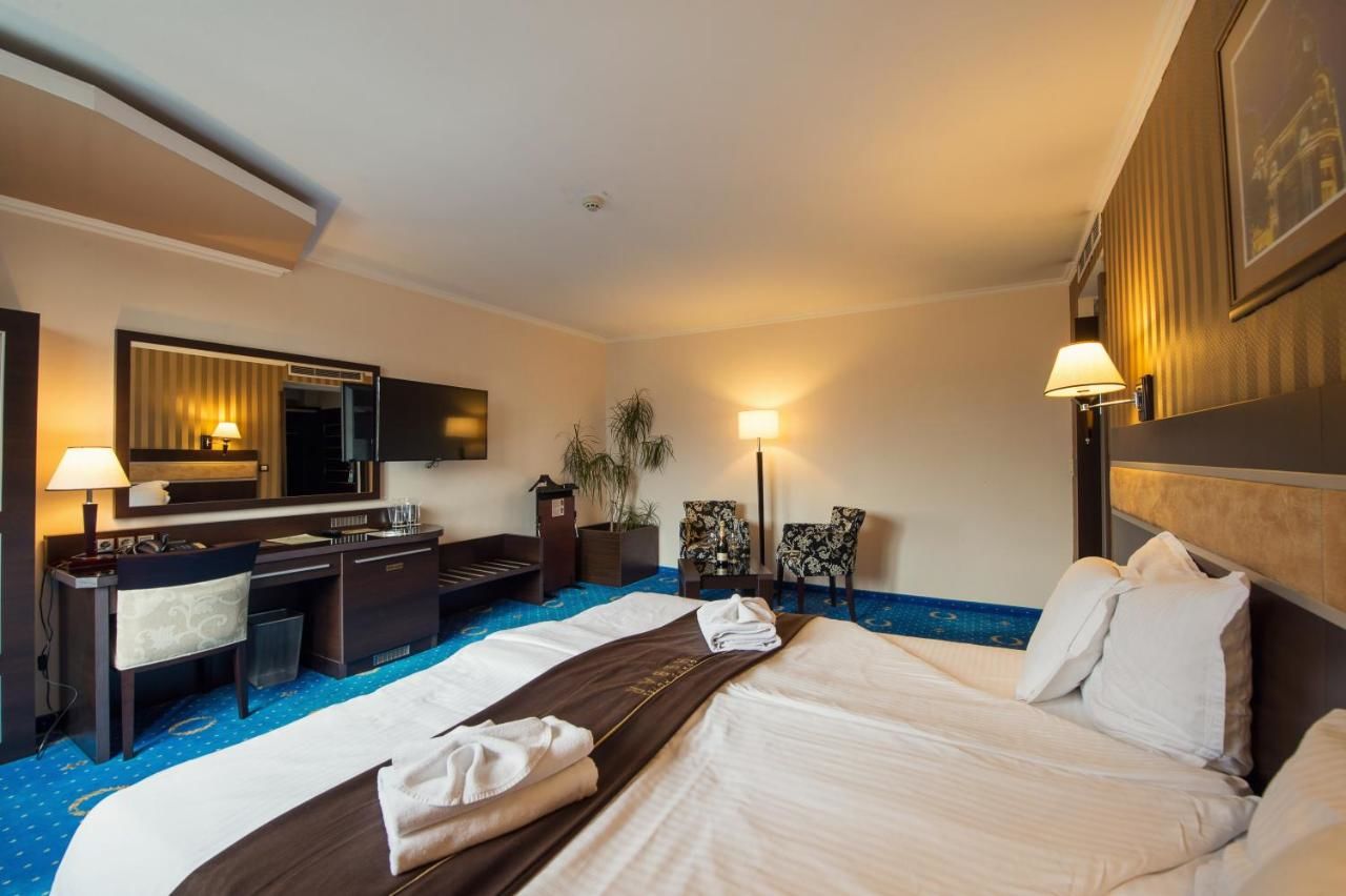 Отель Grand Hotel Hebar Пазарджик