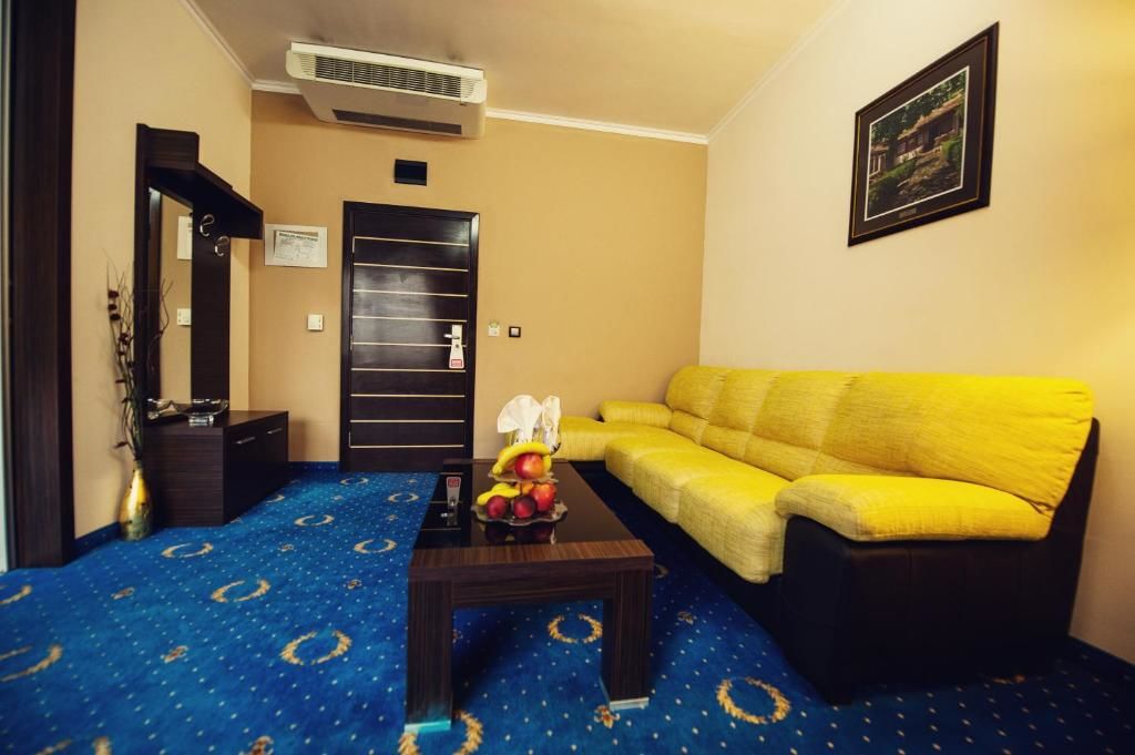 Отель Grand Hotel Hebar Пазарджик