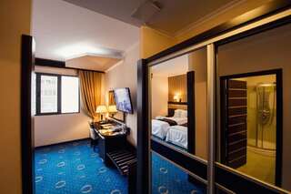 Отель Grand Hotel Hebar Пазарджик Стандартный двухместный номер с 2 отдельными кроватями-2